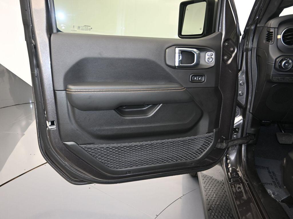 new 2026 Jeep Wrangler car, priced at $55,500