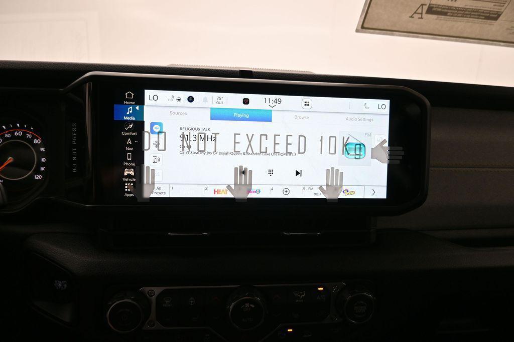new 2026 Jeep Gladiator car, priced at $48,380