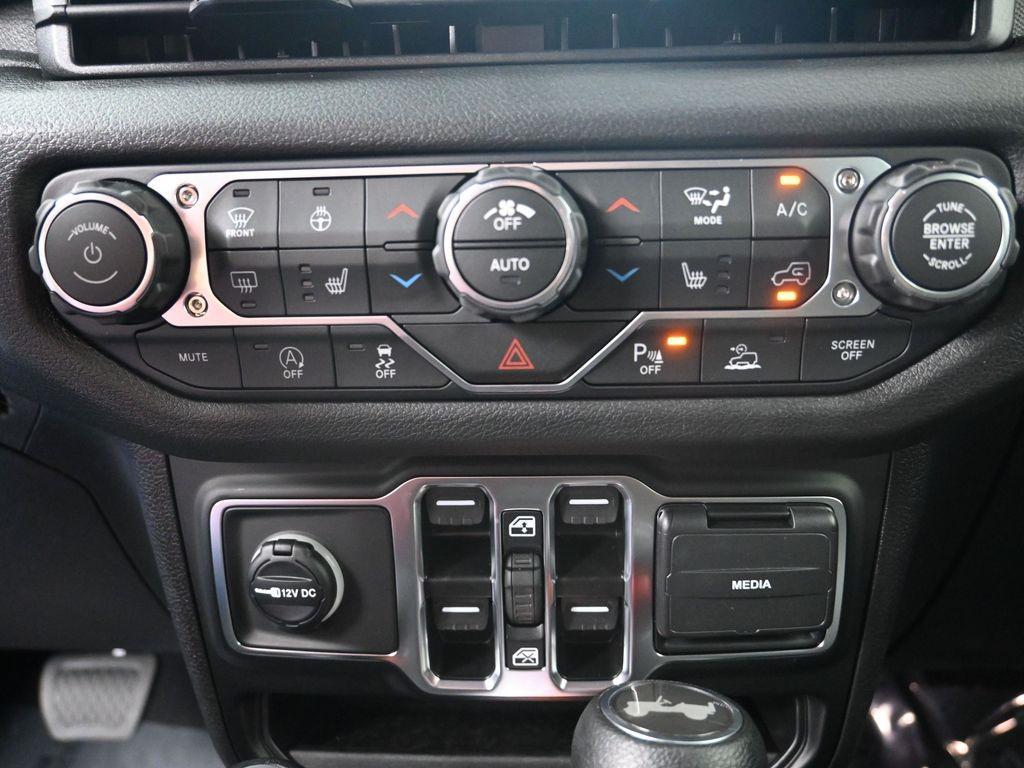 new 2026 Jeep Wrangler car, priced at $51,980