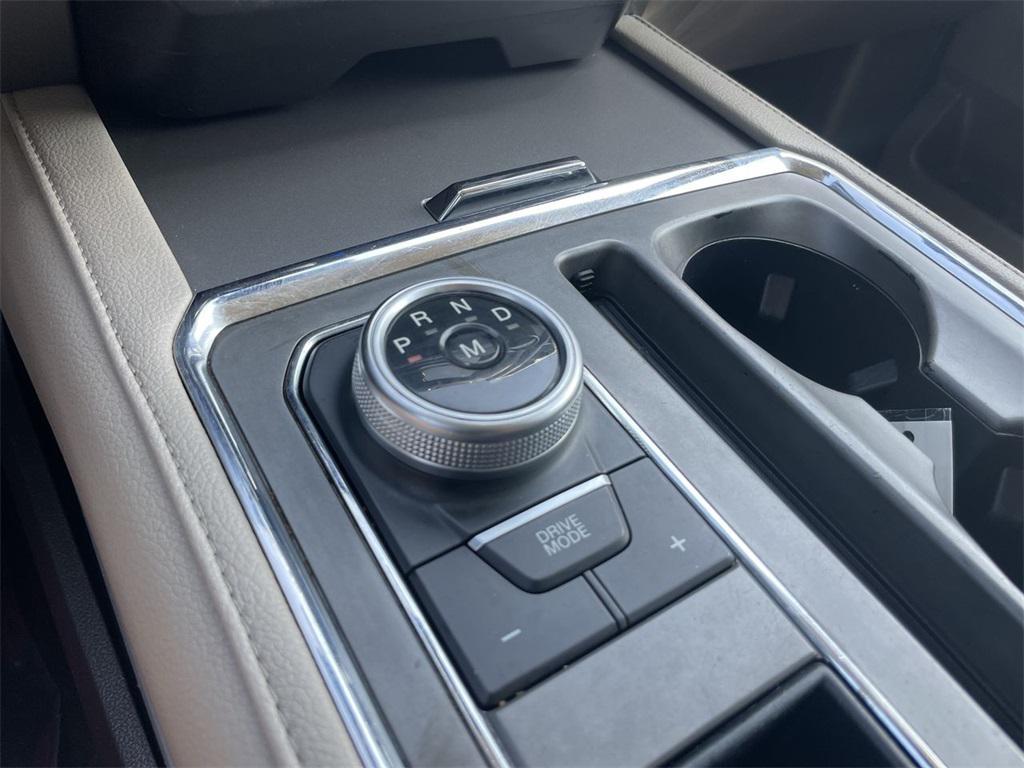 used 2021 Ford Expedition car, priced at $31,291