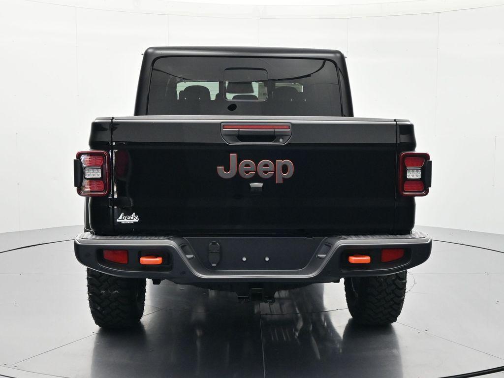 new 2026 Jeep Gladiator car, priced at $52,718
