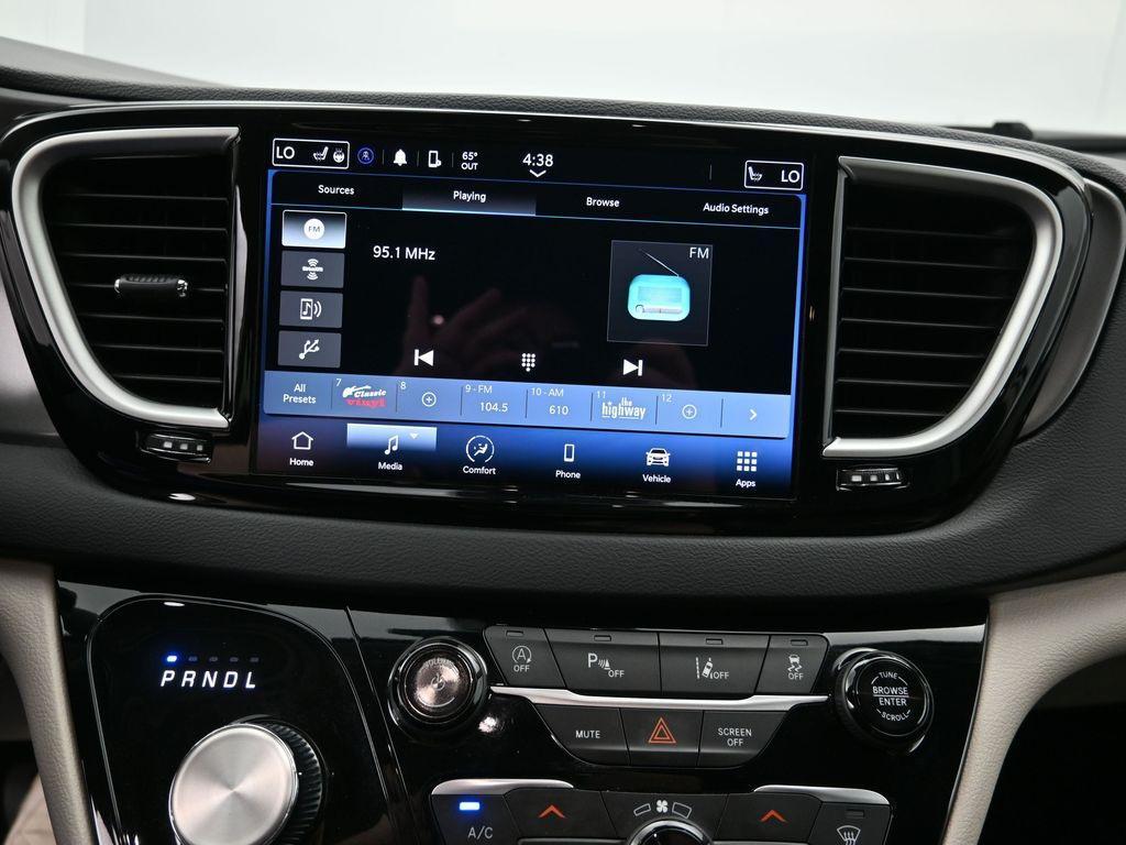 used 2023 Chrysler Pacifica car, priced at $22,500