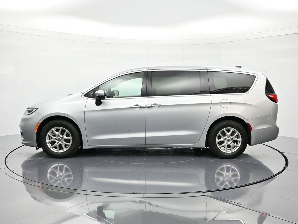 used 2023 Chrysler Pacifica car, priced at $22,500