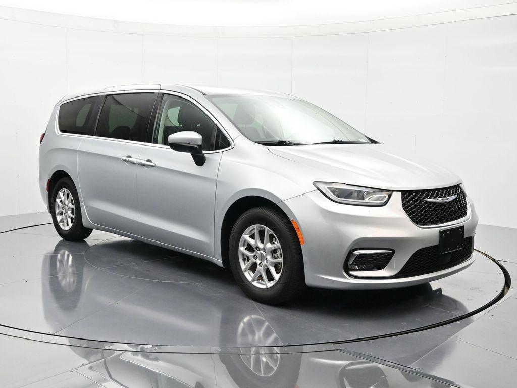 used 2023 Chrysler Pacifica car, priced at $22,500