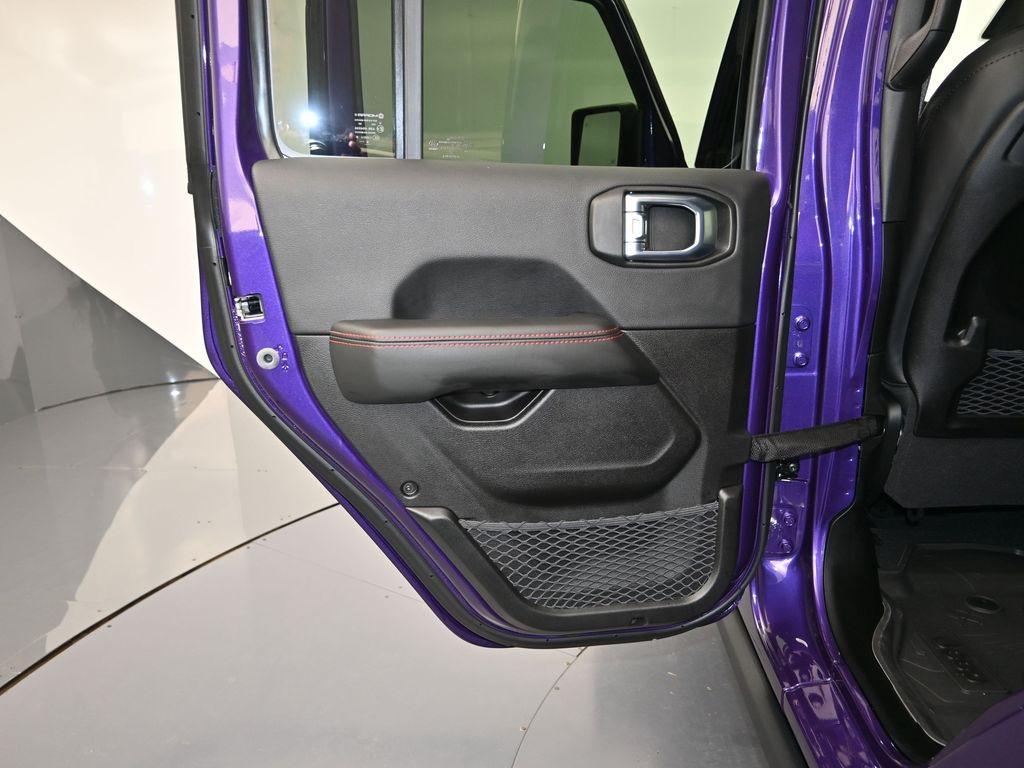 new 2026 Jeep Gladiator car, priced at $61,500