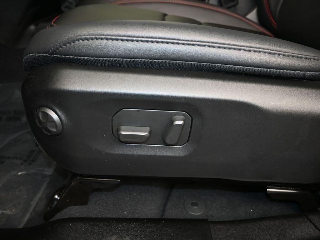 new 2026 Jeep Gladiator car, priced at $61,500