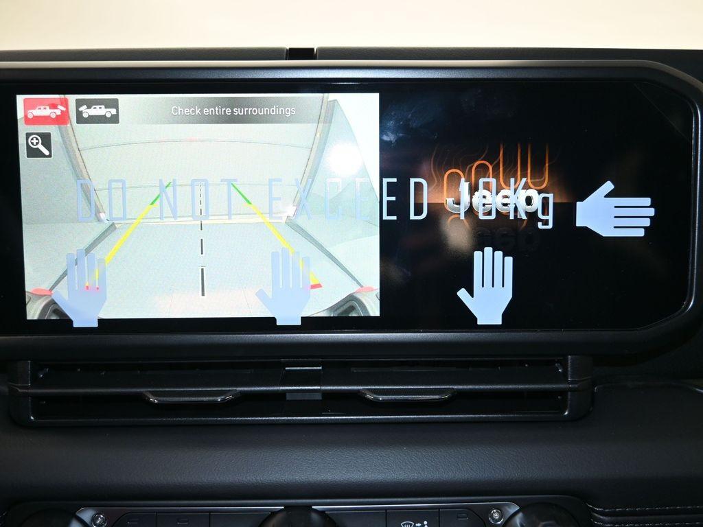 new 2026 Jeep Gladiator car, priced at $61,500