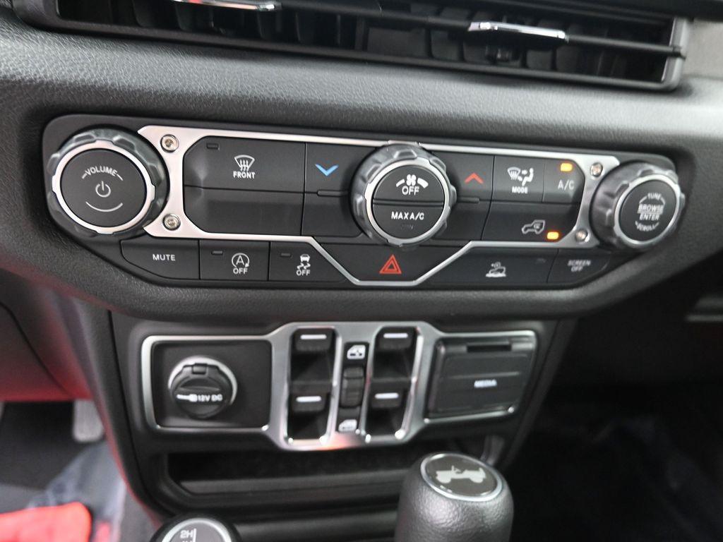 new 2026 Jeep Wrangler car, priced at $41,500