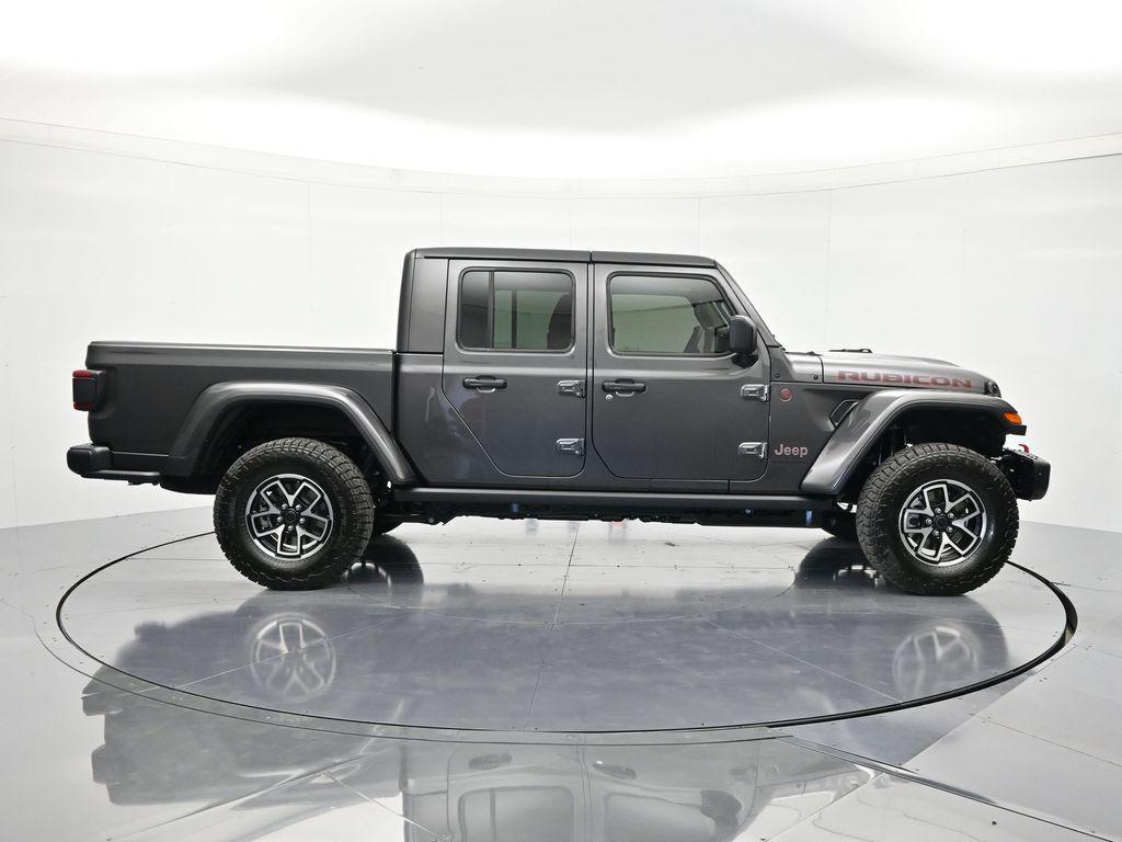 new 2026 Jeep Gladiator car, priced at $55,873