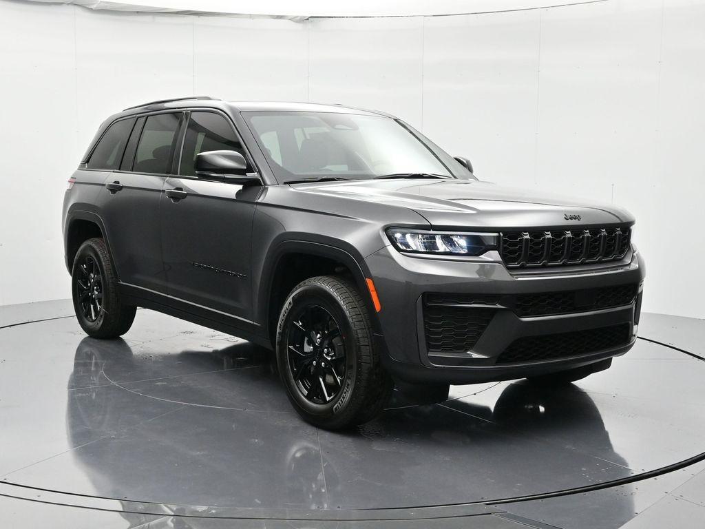 new 2026 Jeep Grand Cherokee car, priced at $45,500