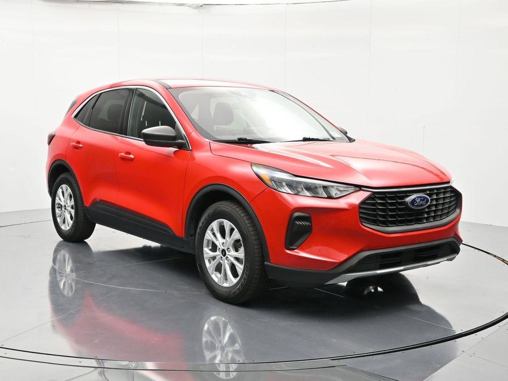 used 2024 Ford Escape car, priced at $17,991