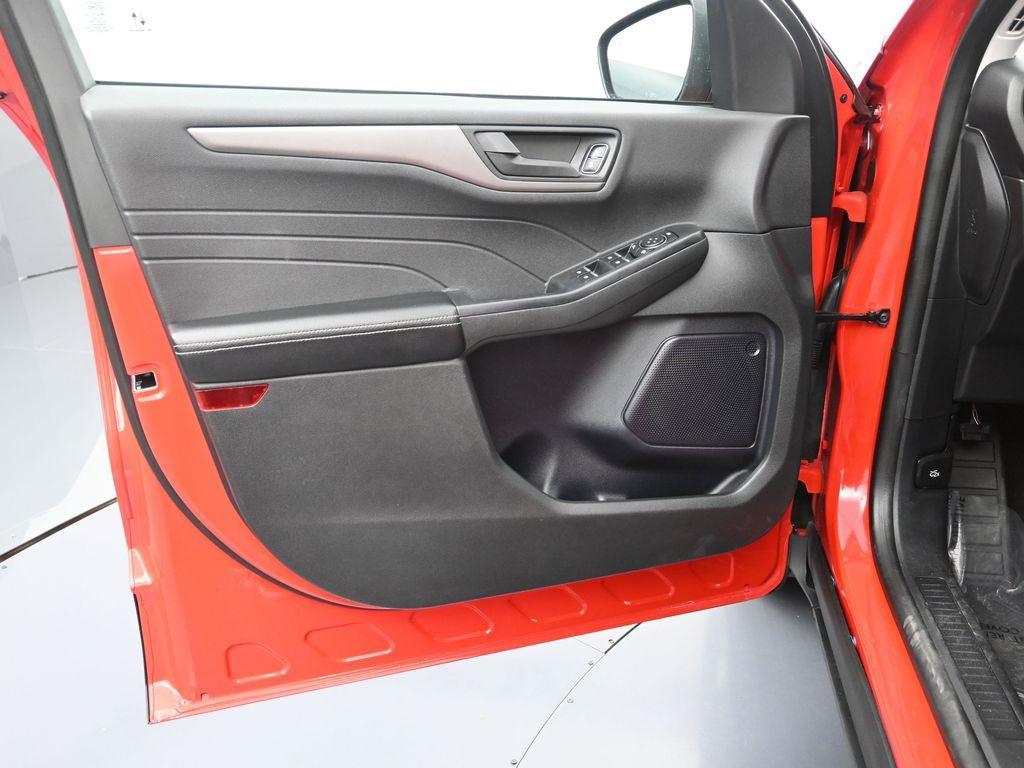 used 2024 Ford Escape car, priced at $17,991