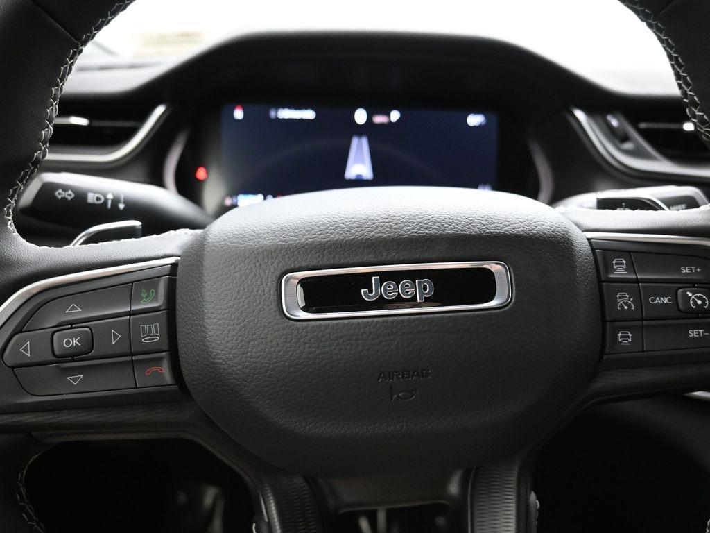 new 2025 Jeep Grand Cherokee L car, priced at $39,500