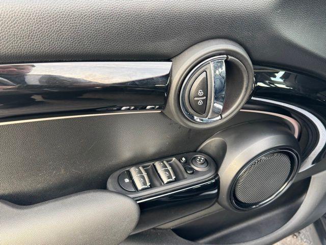 used 2024 MINI Hardtop car, priced at $24,450