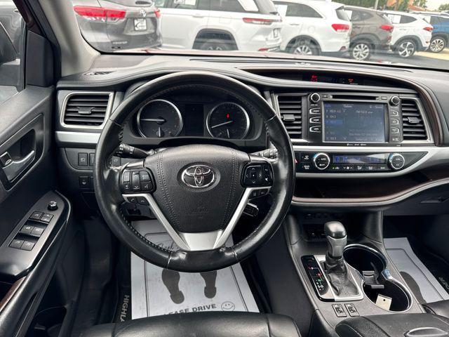 used 2019 Toyota Highlander car, priced at $17,750