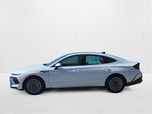 new 2025 Hyundai Sonata Hybrid car, priced at $36,895