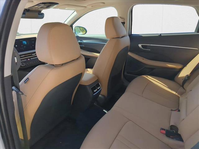 new 2025 Hyundai Sonata Hybrid car, priced at $36,895