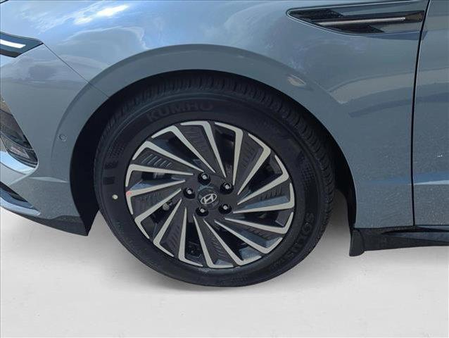new 2025 Hyundai Sonata Hybrid car, priced at $37,572