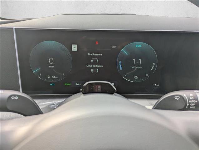 new 2026 Hyundai TUCSON Hybrid car, priced at $43,154