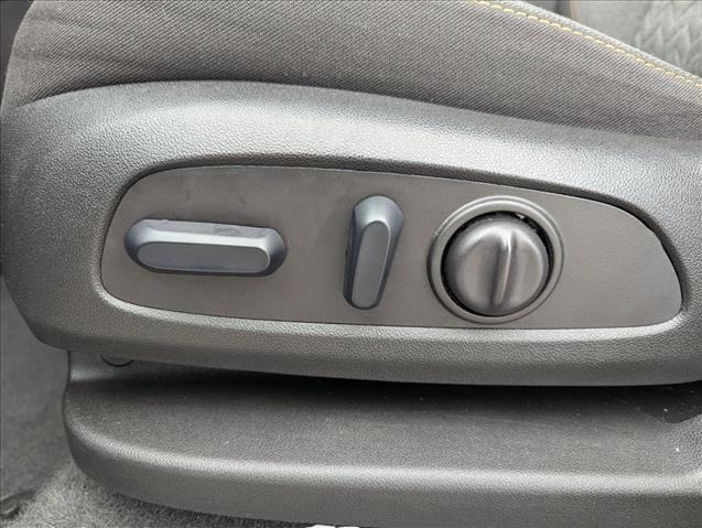 used 2024 Chevrolet Equinox car, priced at $21,299