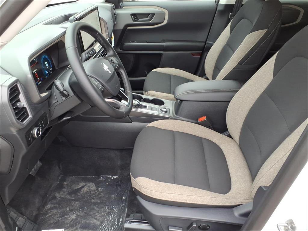 new 2025 Ford Bronco Sport car, priced at $33,423