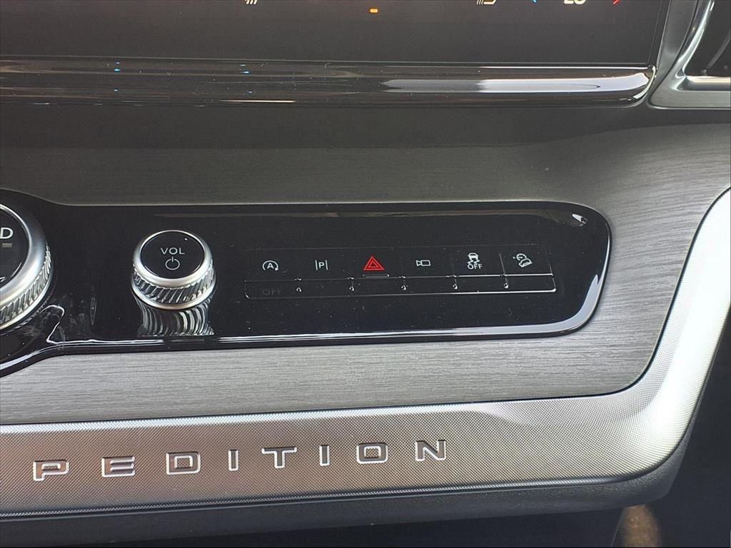 new 2025 Ford Expedition Max car, priced at $79,443