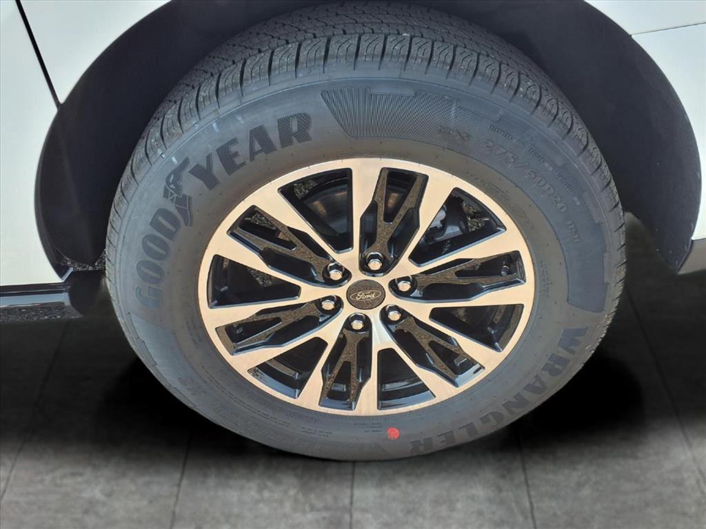 new 2025 Ford Expedition Max car, priced at $79,443