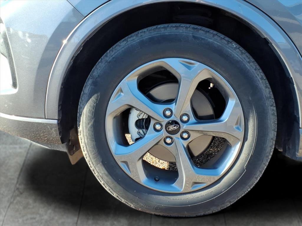 used 2024 Ford Escape car, priced at $17,923