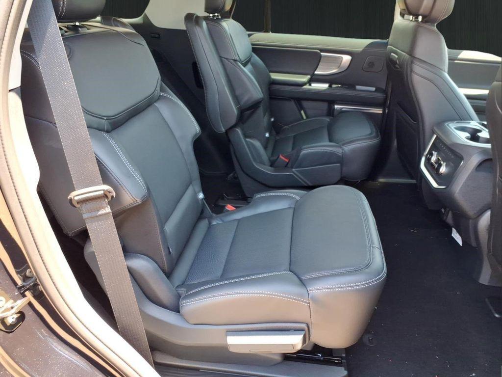 new 2026 Ford Expedition car, priced at $81,565