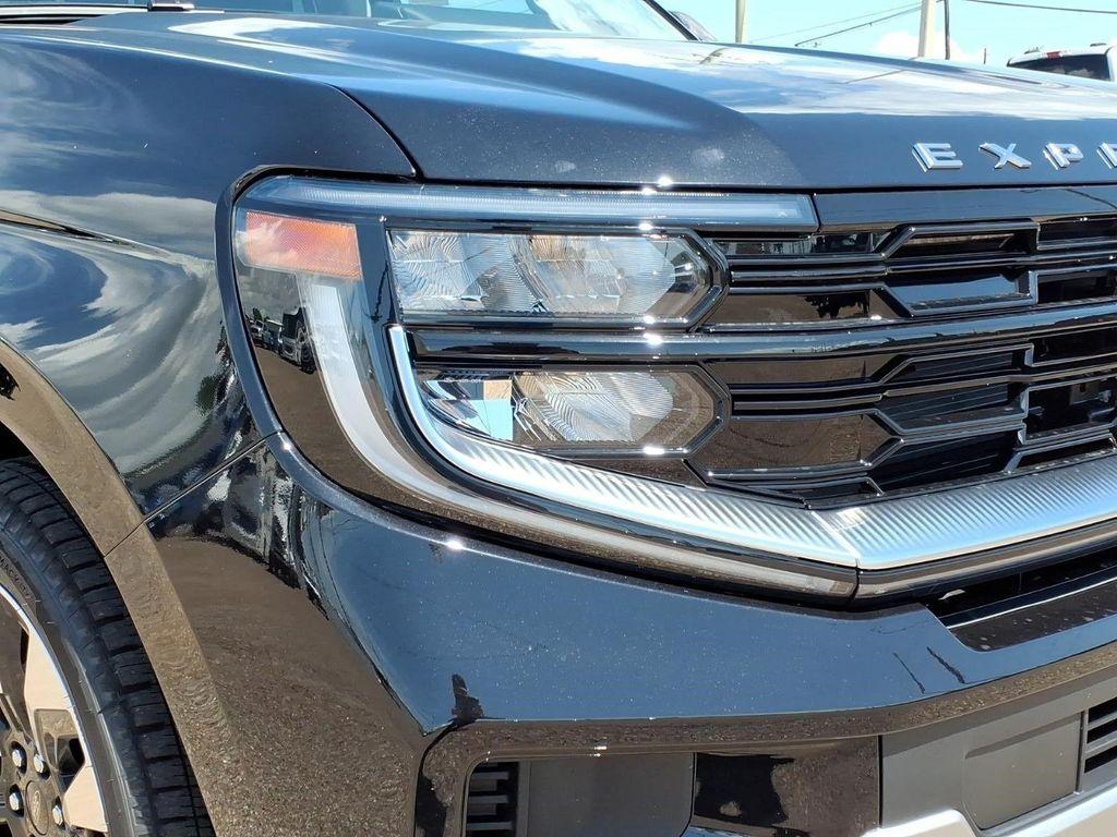 new 2026 Ford Expedition car, priced at $81,565