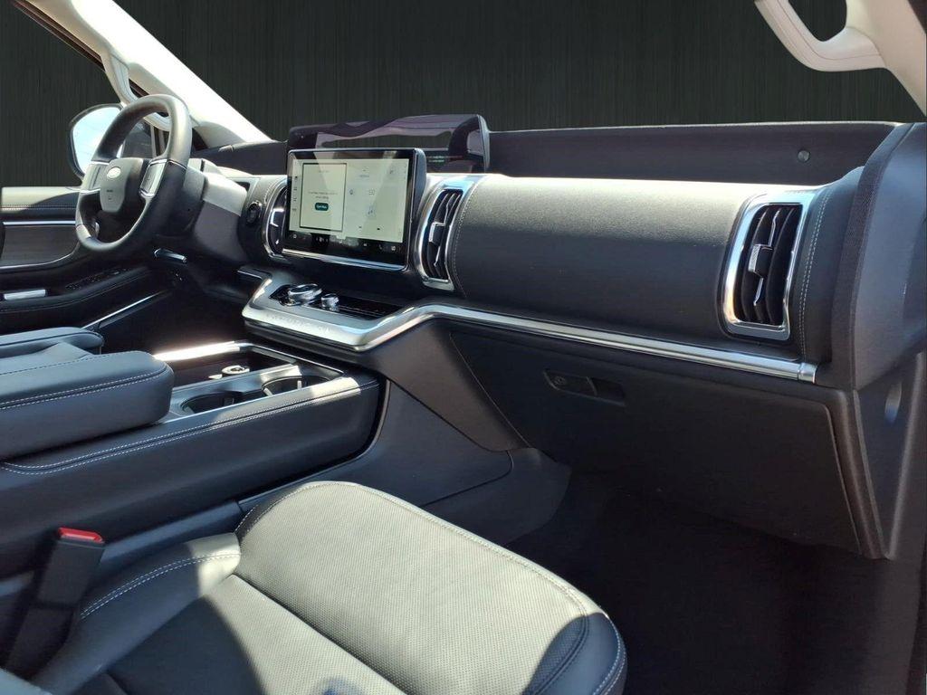 new 2026 Ford Expedition car, priced at $81,565