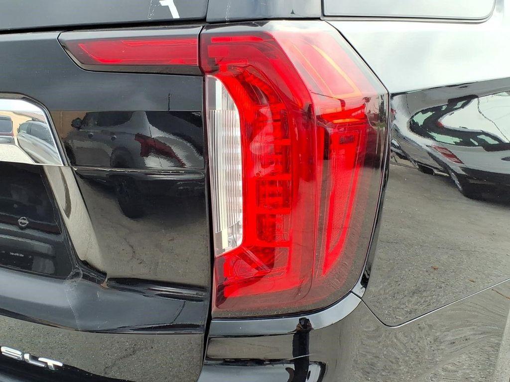 used 2022 GMC Yukon car, priced at $37,072