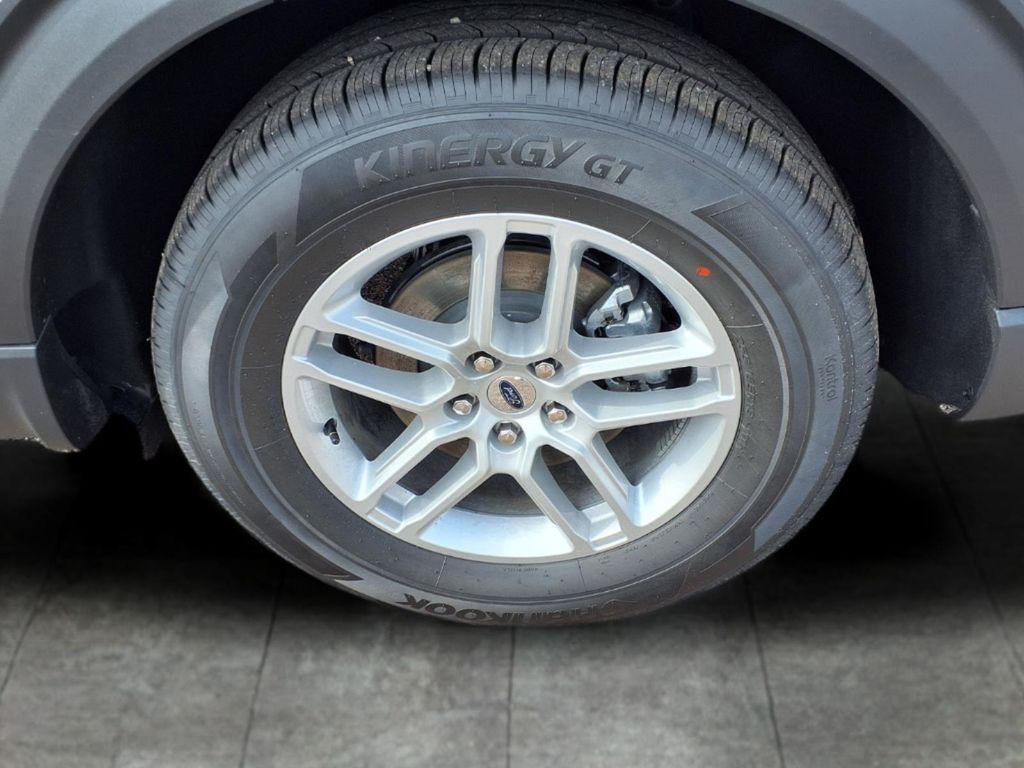 new 2026 Ford Explorer car, priced at $37,872