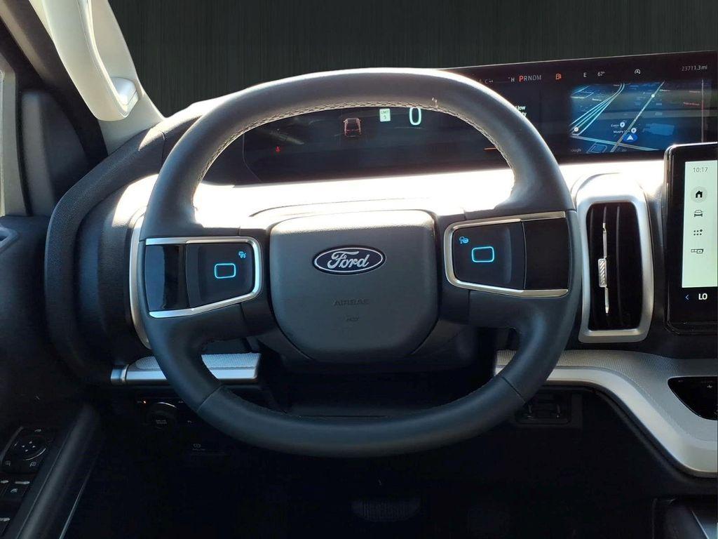 used 2025 Ford Expedition car, priced at $56,325