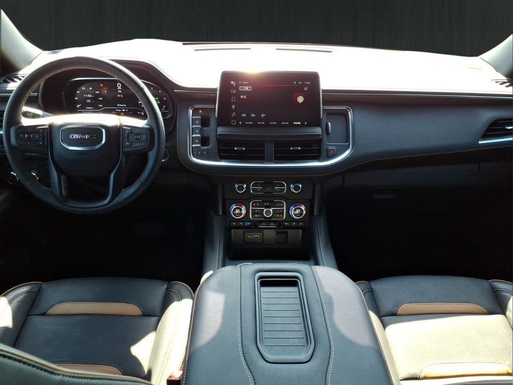 used 2024 GMC Yukon car, priced at $65,383