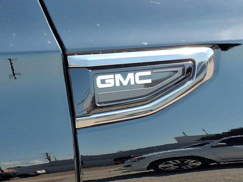 used 2024 GMC Yukon car, priced at $65,383