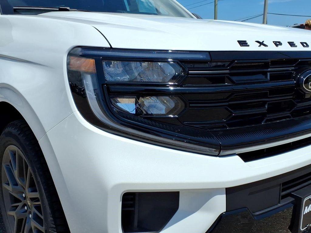 new 2026 Ford Expedition car, priced at $81,615