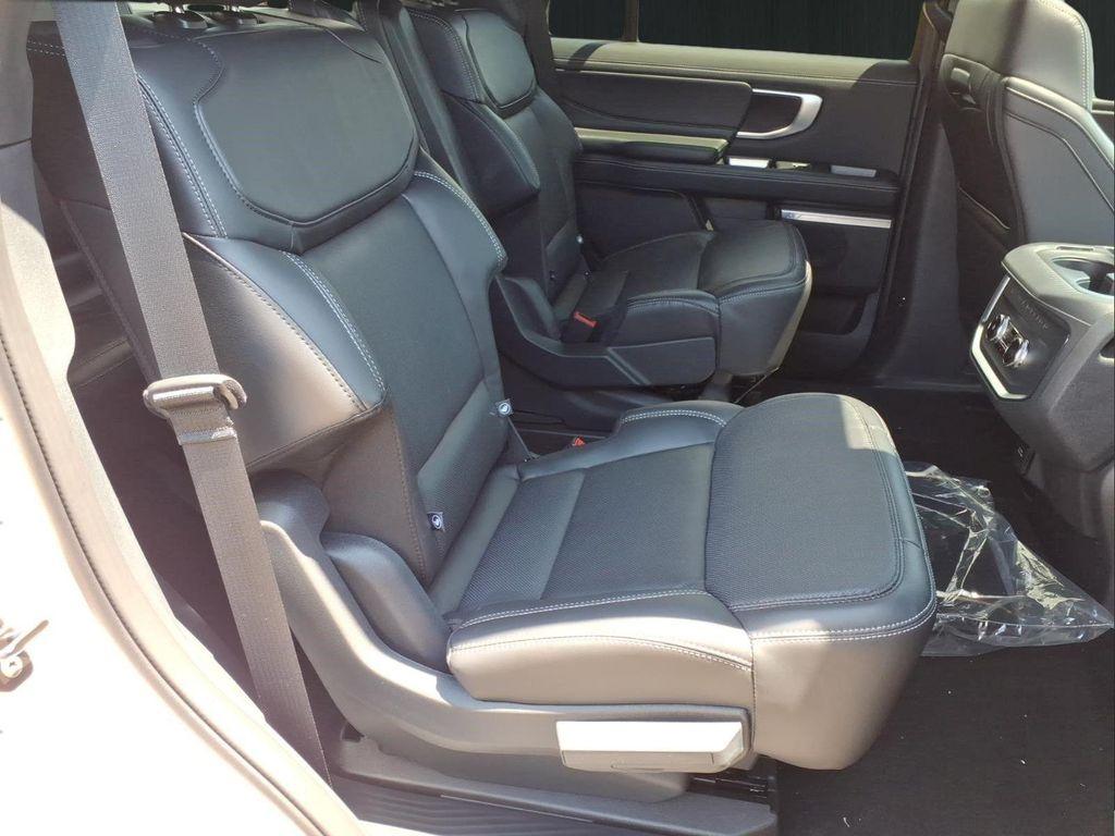 new 2026 Ford Expedition car, priced at $81,615