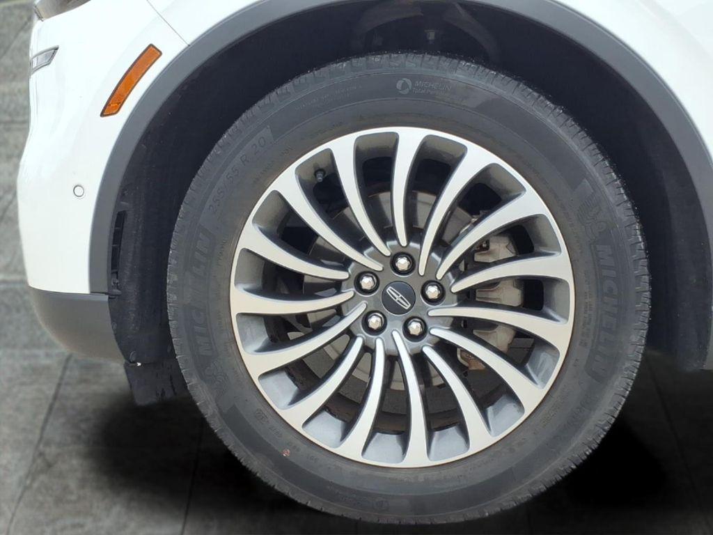 used 2022 Lincoln Aviator car, priced at $34,412