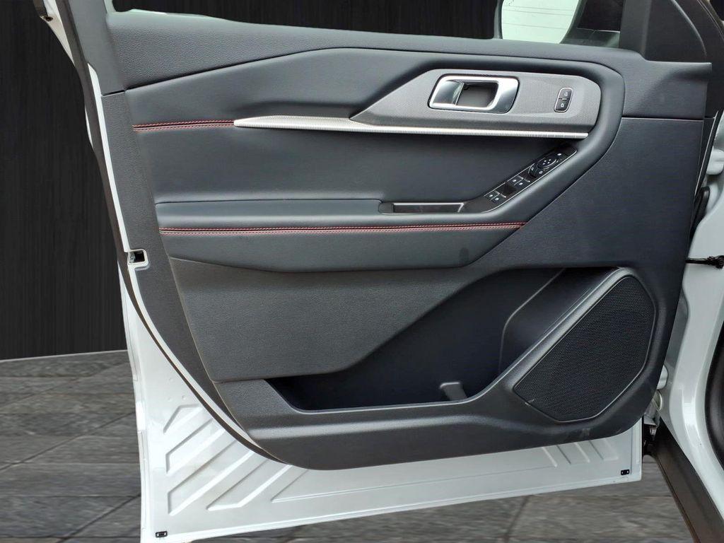 new 2026 Ford Explorer car, priced at $42,665