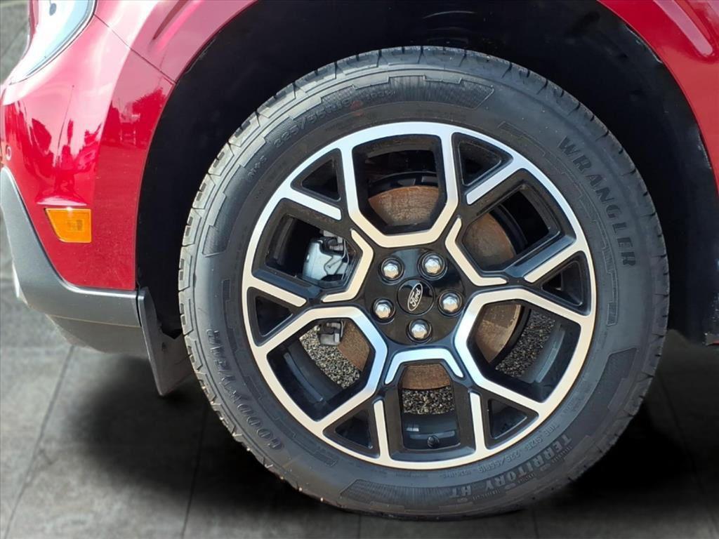 new 2025 Ford Maverick car, priced at $37,950