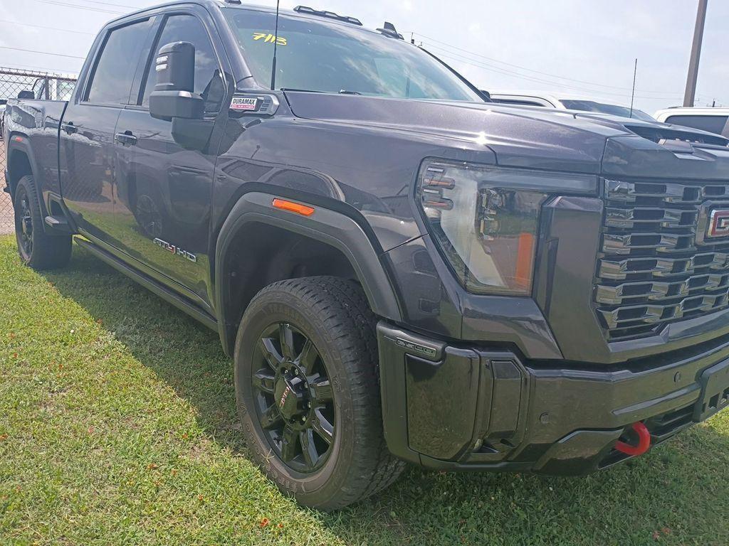 used 2025 GMC Sierra 2500 car, priced at $67,404