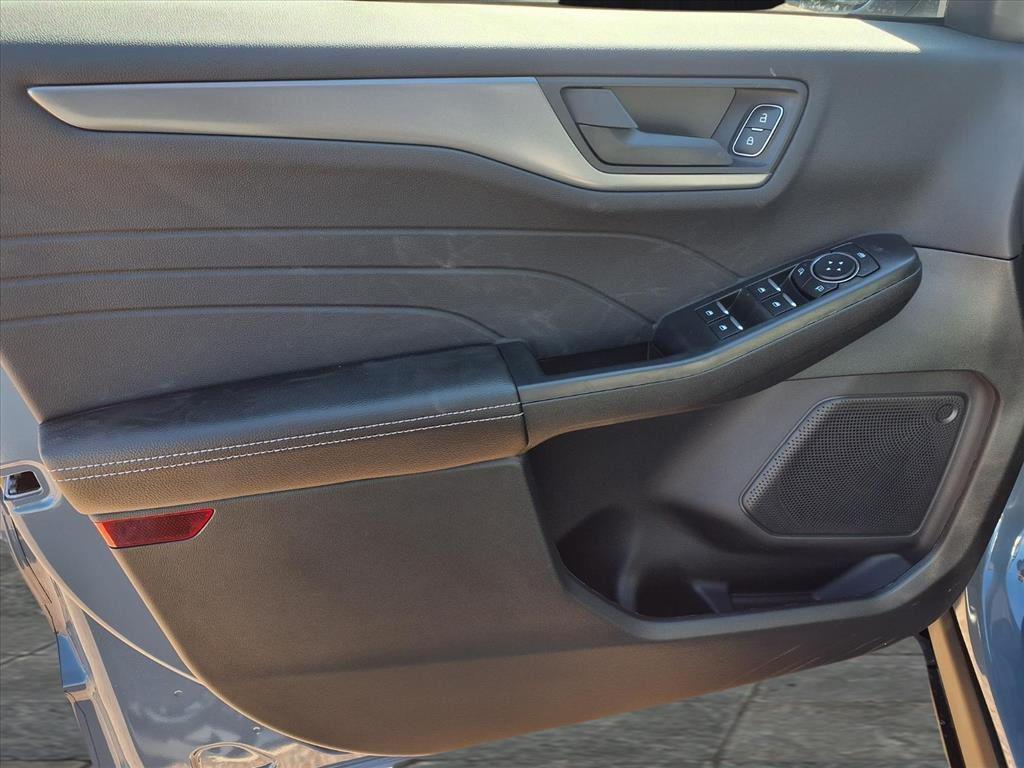 new 2026 Ford Escape car, priced at $29,422