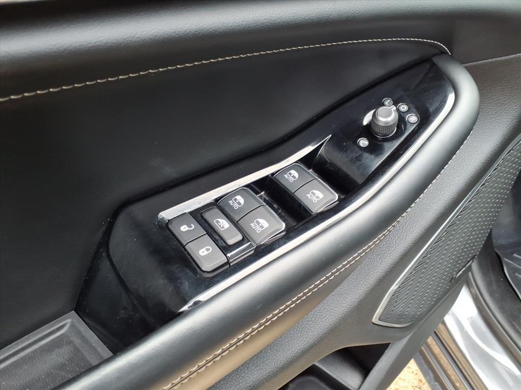 used 2023 Jeep Grand Cherokee car, priced at $31,083