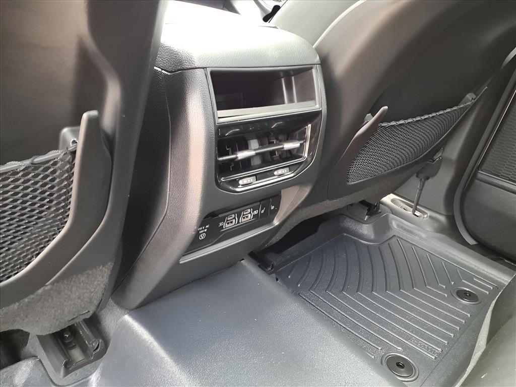 used 2023 Jeep Grand Cherokee car, priced at $31,083