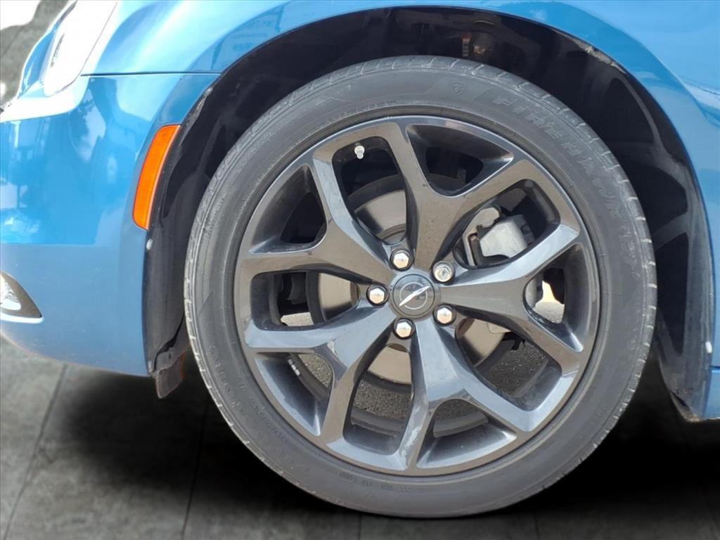 used 2022 Chrysler 300 car, priced at $25,163
