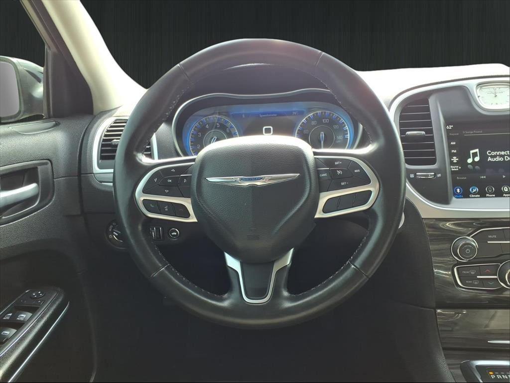 used 2022 Chrysler 300 car, priced at $25,163