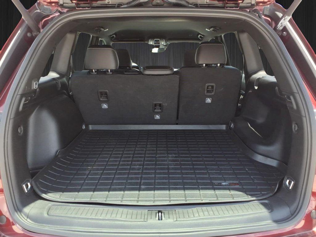 used 2025 Jeep Grand Cherokee car, priced at $35,325