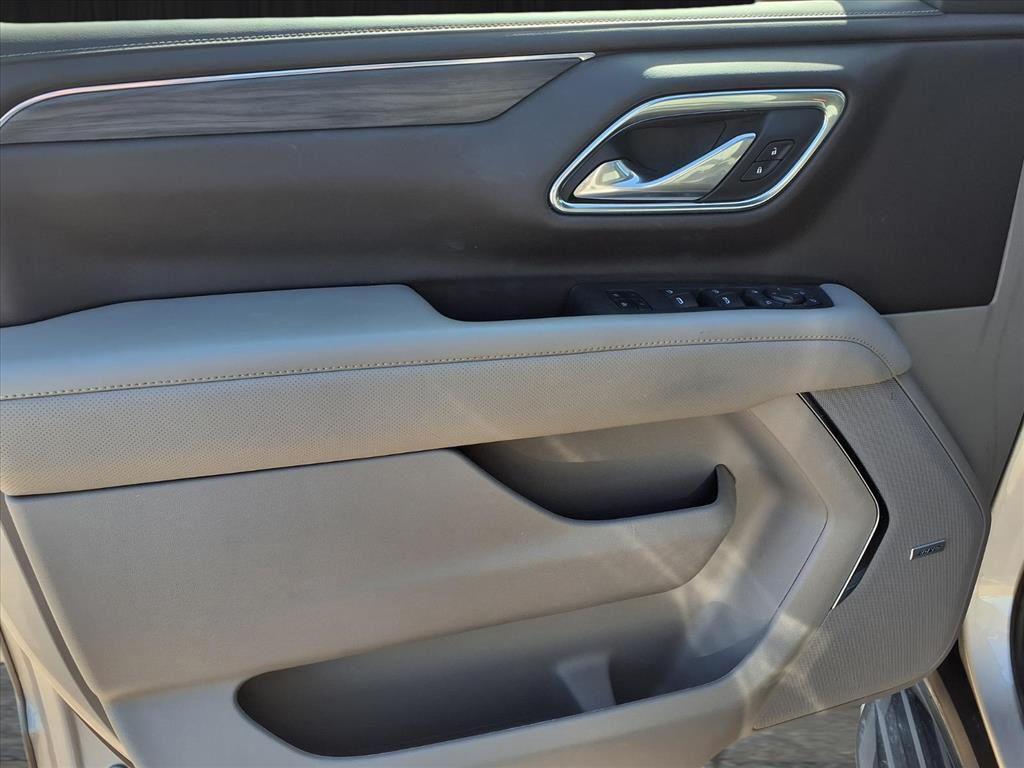 used 2023 GMC Yukon XL car, priced at $49,426