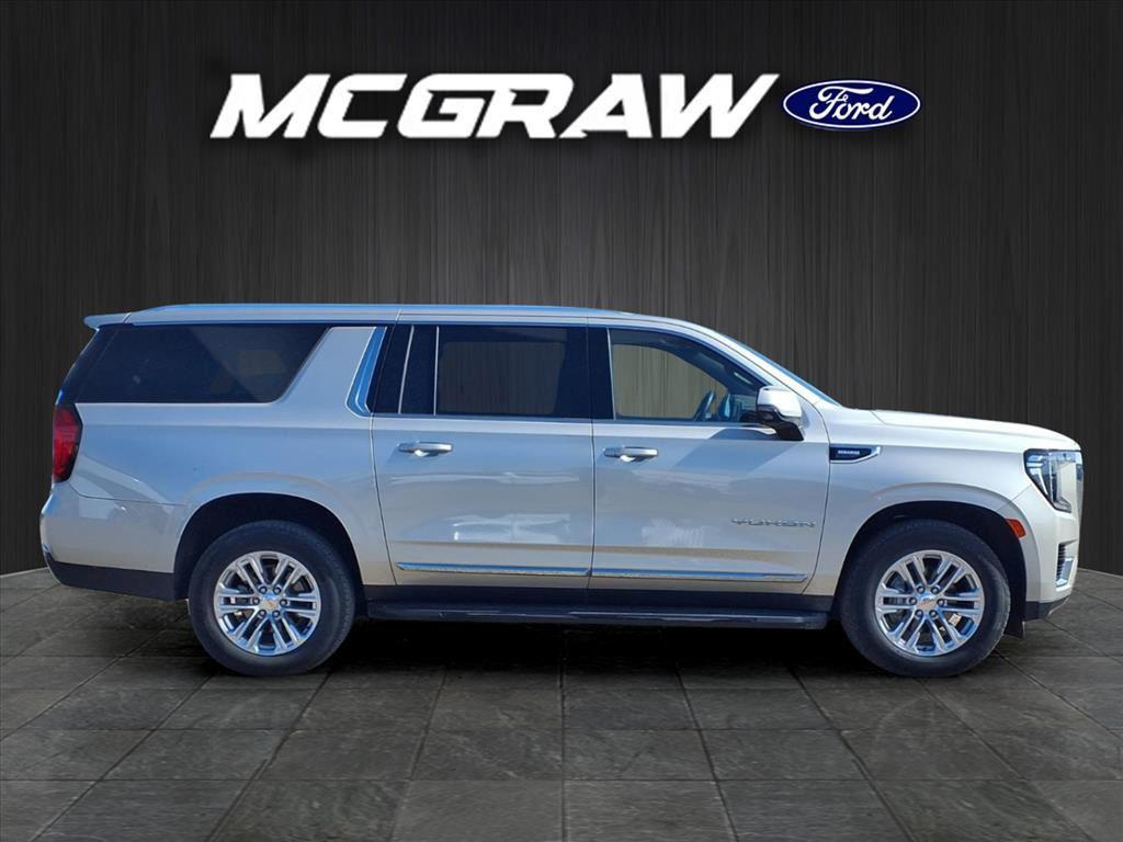 used 2023 GMC Yukon XL car, priced at $49,426